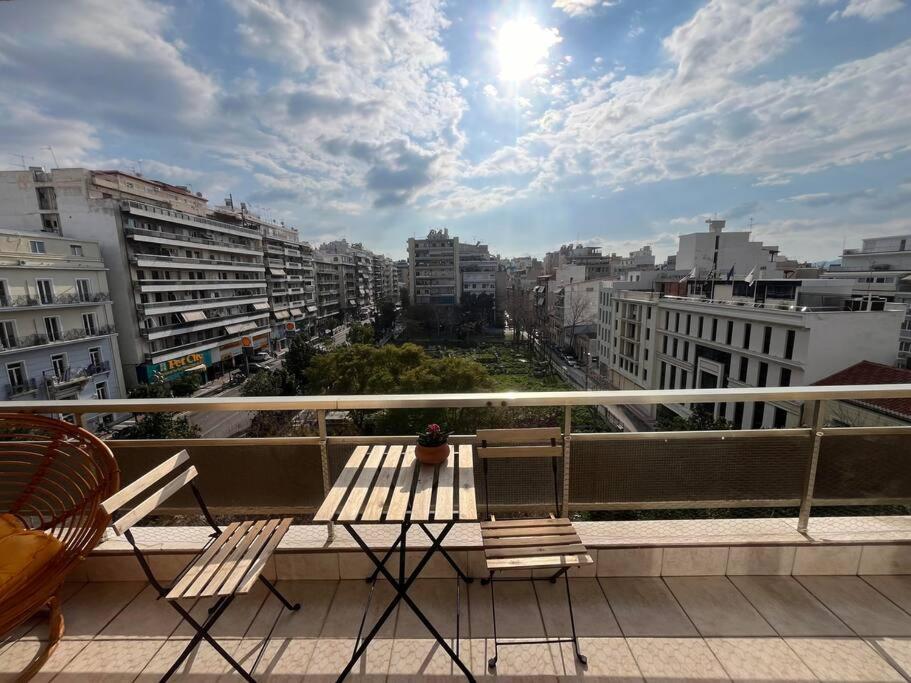 Maria'S Sunlit Apartment Le Pirée Extérieur photo